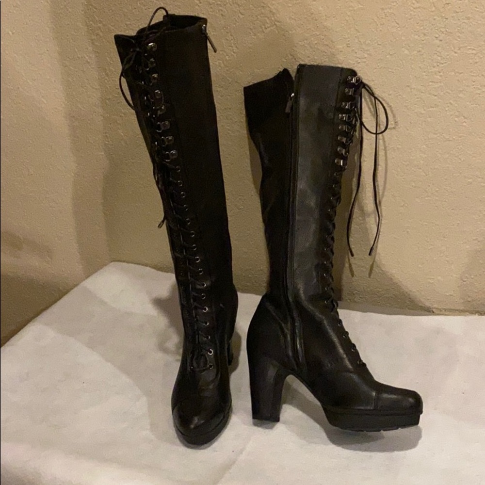 Kenneth Cole black knee high boots with laces Sz8